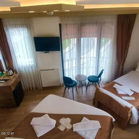 Ξενοδοχείο Vento 2*